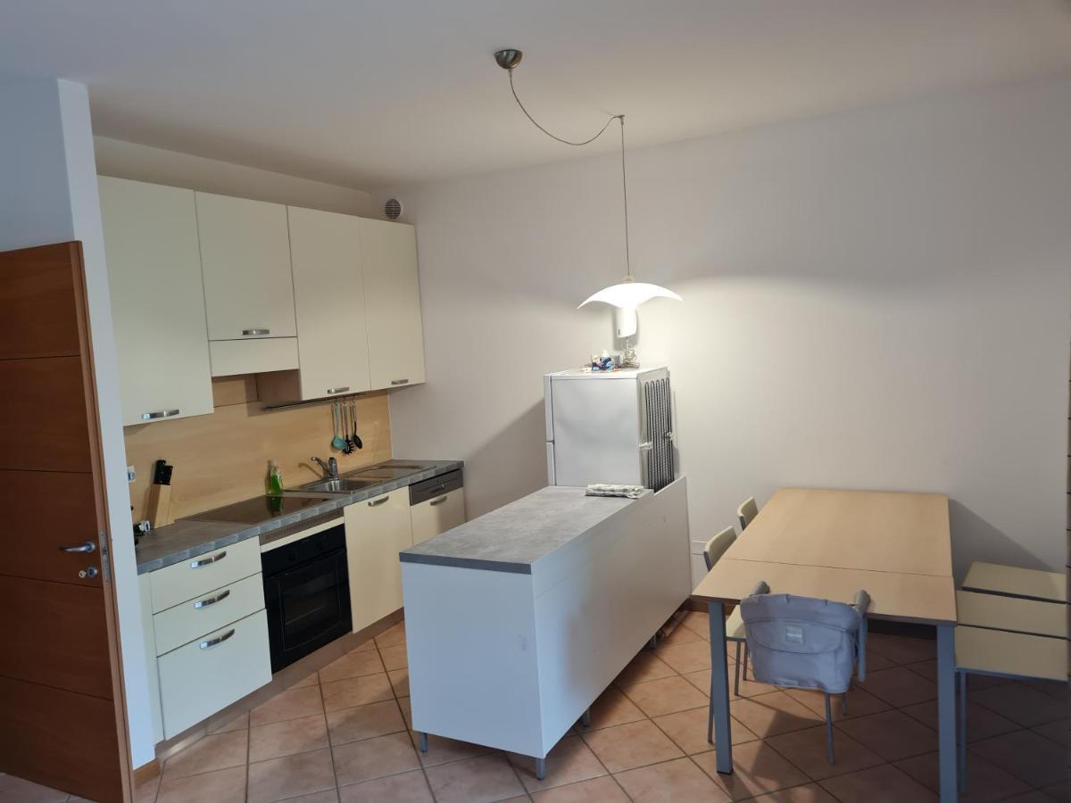 Lato Soleggiato @Gardazzurro Leilighet Padenghe sul Garda Eksteriør bilde